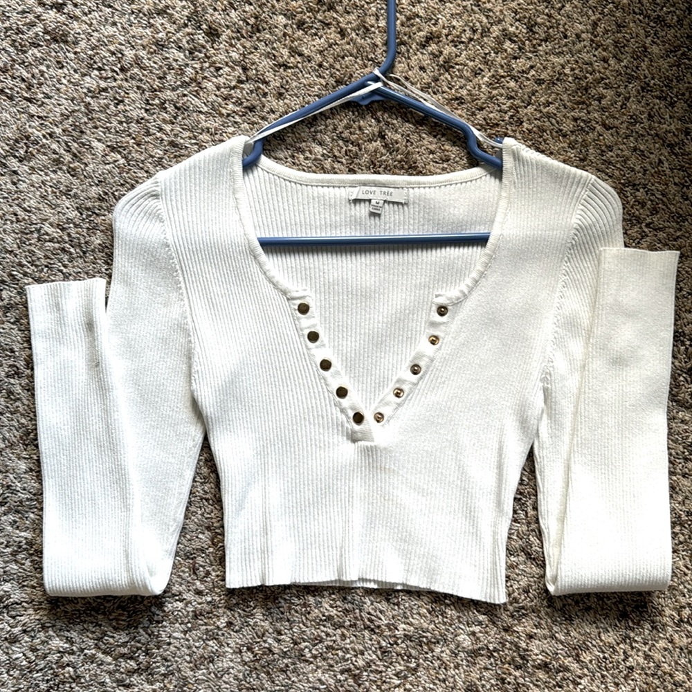 Love tree long sleeve button crop top, size M
